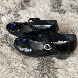 Big girl dress shoes size 4
